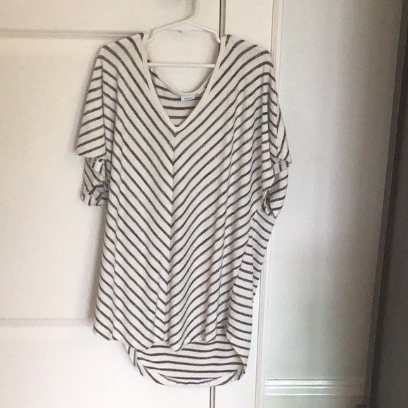Black and white striped top - Picture 1 of 1